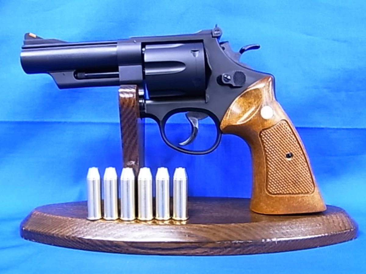 Tanaka S&W M29 カウンターボアード 4インチ モデルガン 完成品 タナカ] S&W M29 カウンターボアード 4インチ HW モデルガン (未