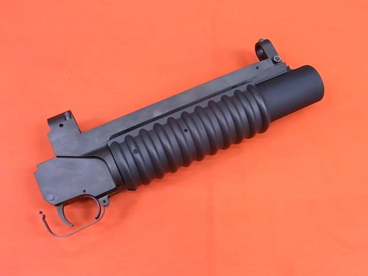 ガスガン　CAW　M203　ショートバレル　グレネードランチャー　(40mmモスカート仕様)