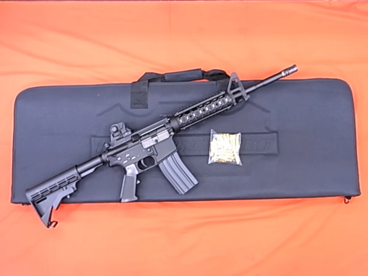 電動ガン　TOP JAPAN EBB SOPMOD M4A1 排莢式電動ガン TOP JAPAN EBB SOPMOD M4A1 ライブカート 排莢式電動ガン ミリタリー